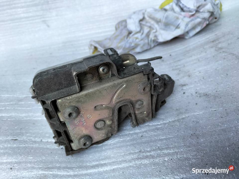 ZAMEK DRZWI TYŁ LEWY GOLF III 1H4 862 153 osobowe Kamień-Kolonia sprzedam