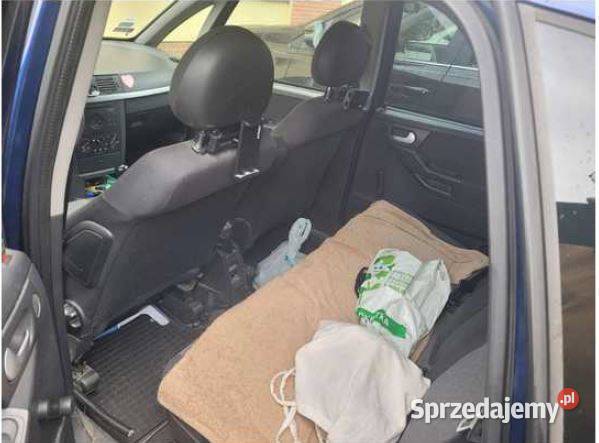 Syndyk sprzeda Opel Meriva 2004 Rok produkcji 2004