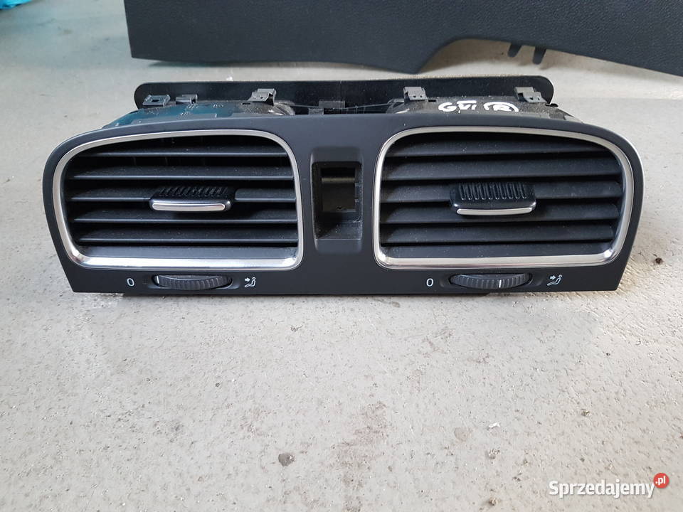 VW GOLF VI KRATKA KRATKI NAWIEWU SRODKOWE Rok produkcji 2010 Turek