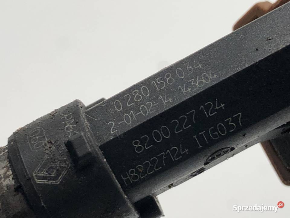 LISTWA WTRYSKOWA Z WTRYSKAMI DACIA DOKKER osobowe