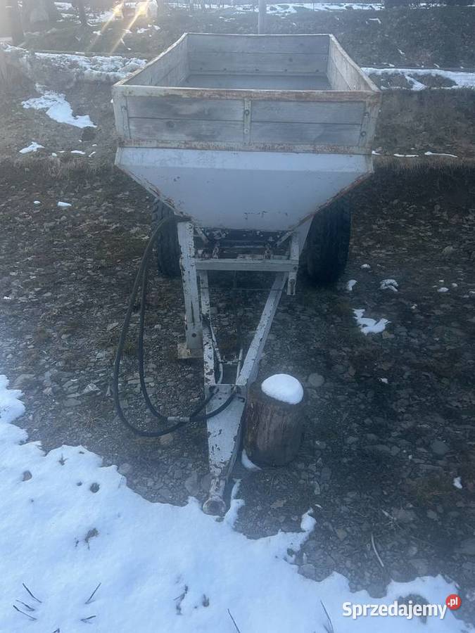 Rozsiewacz nowozu rcw wapniarka posypywarka sprzedam