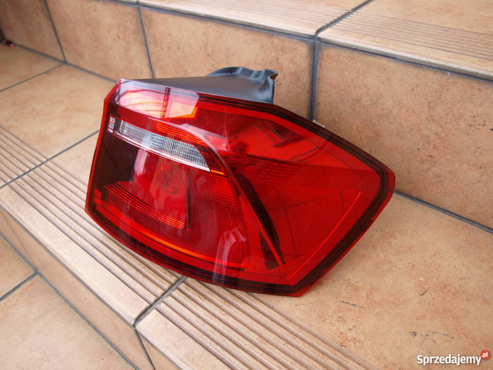 VW Golf 7 Sportsvan lampa tylna prawa 2014 2017r Kalisz