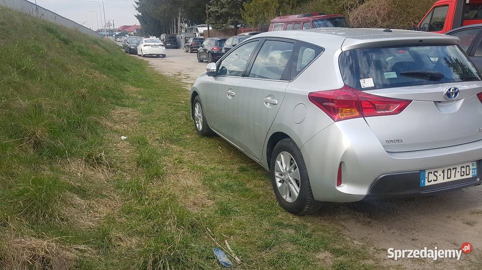 Toyota Auris Hybryda Warszawa