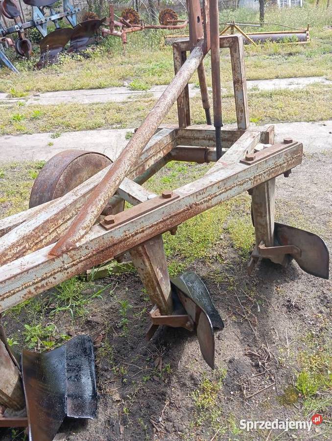 Pług podorywkowy 5 skib Grzegorzew