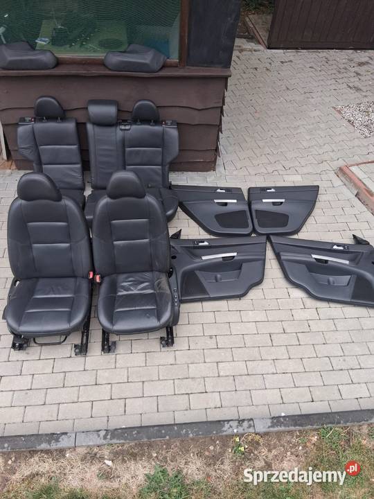 Volvo v50 części Fotele boczki zderzak osobowe Radom sprzedam