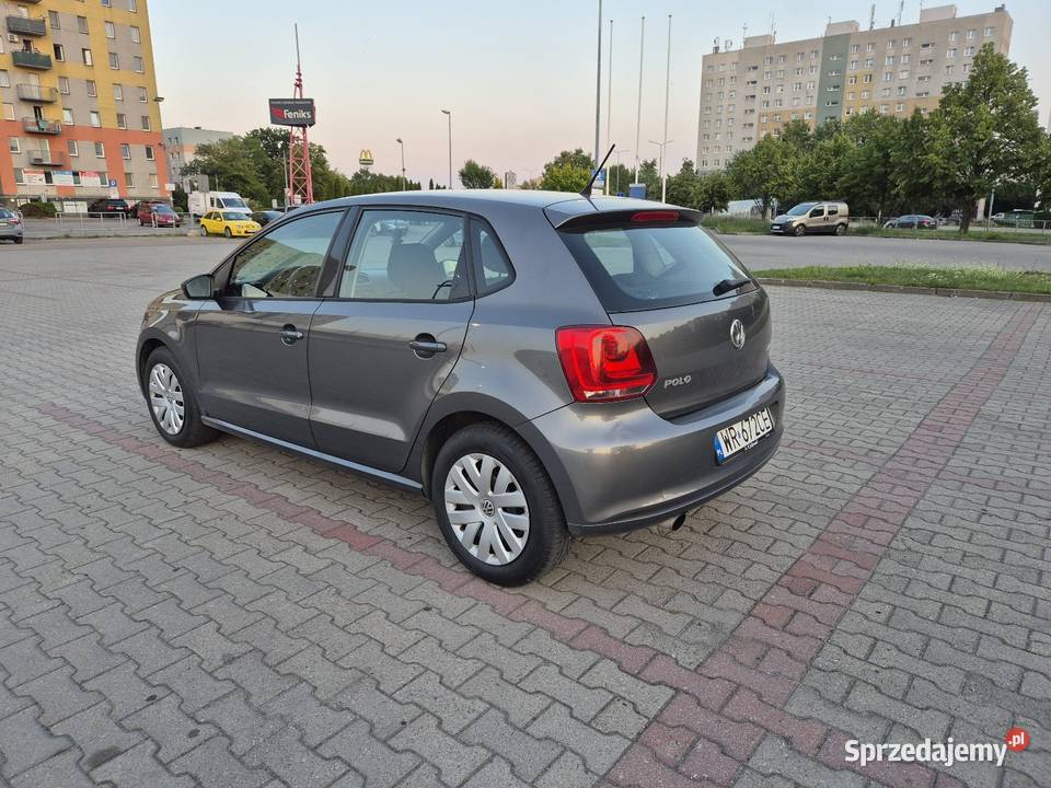 Sprzedam Volkswagena Polo manualna Samochody osobowe Radom sprzedam