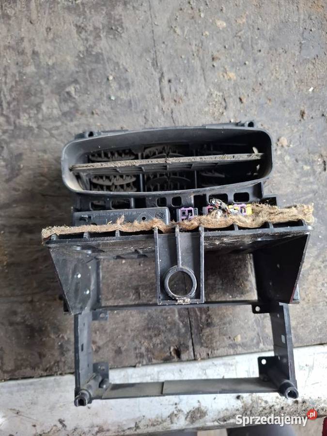 Panel Środkowy Kratki Nawiewu Audi 80 B4 Wisznice