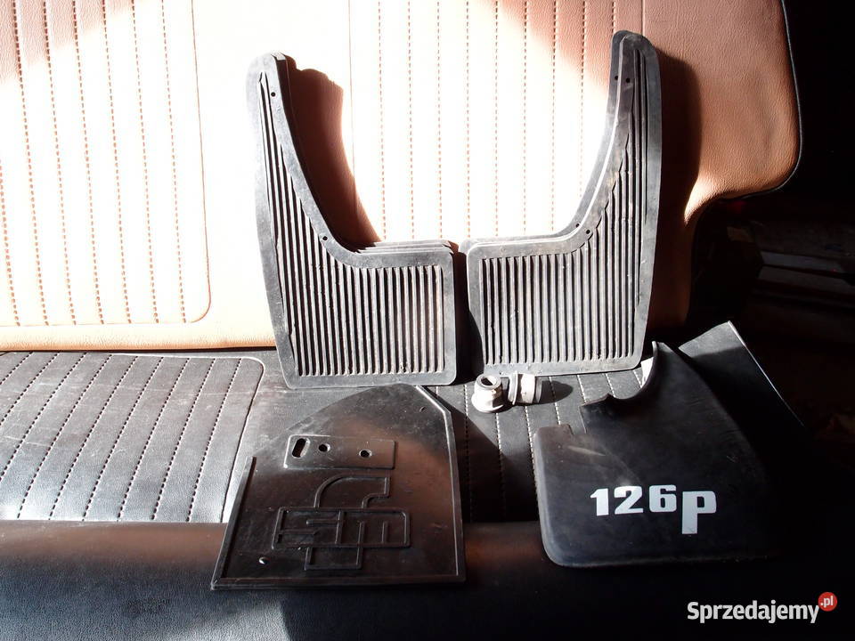 chlapacze Fiat 126p komplet lewy i prawy PRL Łódź