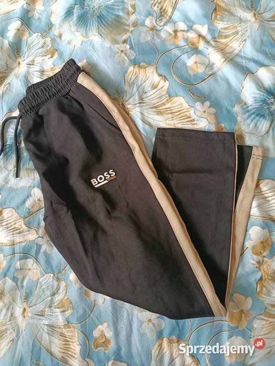 Komplet dresowy Hugo Boss nowy model rozmiar L Białystok