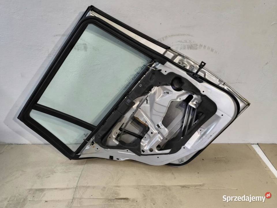 DRZWI KOMPLETNE LEWY TYŁ 3547 E46 LIFT KOMBI