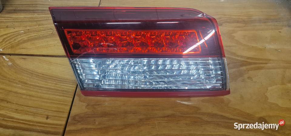 Lampa lewa w klape pęknięty klosz Renault Laguna Świętochłowice