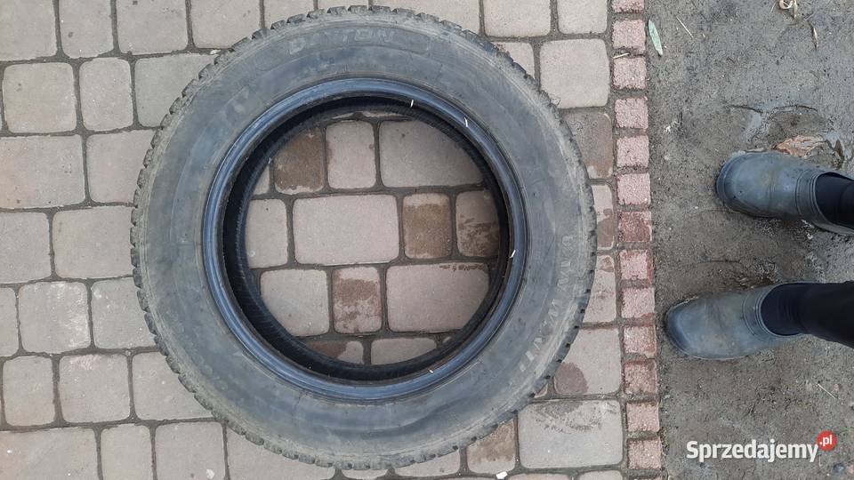 Opony zimowe Dayton 2 sztuki Ciężarowe Jelno sprzedam