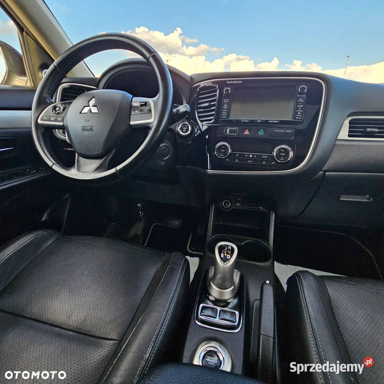 Mitsubishi Outlander 20 4x4 plug on ekonomiczny Kutno