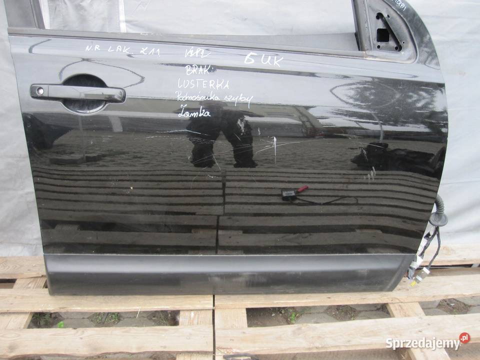 NISSAN QASHQAI I J10 LIFT 12r drzwi prawe przód