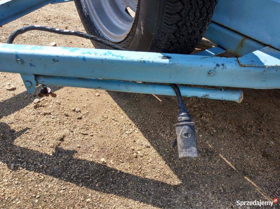 Przyczepka samochodowa lekka Klasyk Mol Motoryzacja