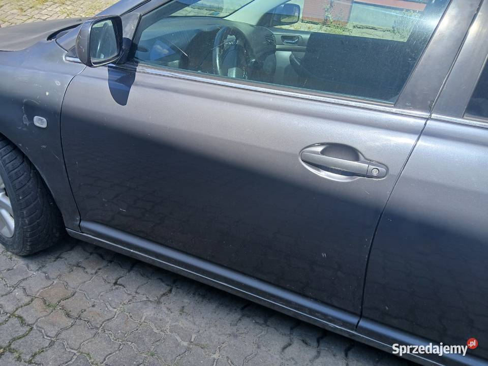 toyota avensis 22dcat czesci blacharskie drzwi kujawsko-pomorskie Bydgoszcz
