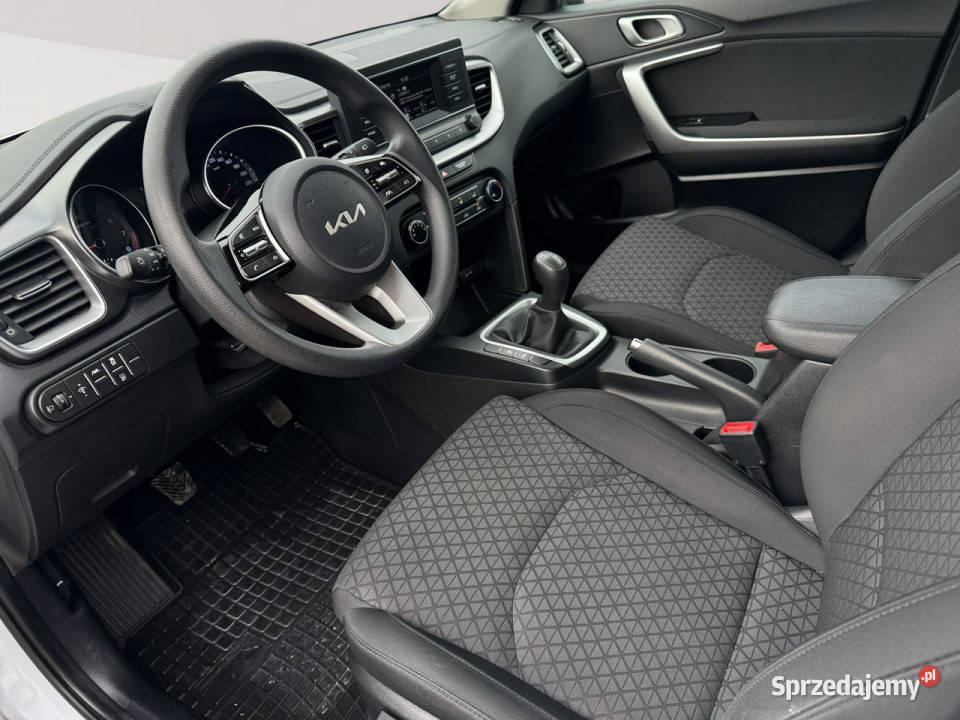 Kia Ceed CT577AA10 TGDI S Czcof Bluetooth wielofunkcyjna kierownica