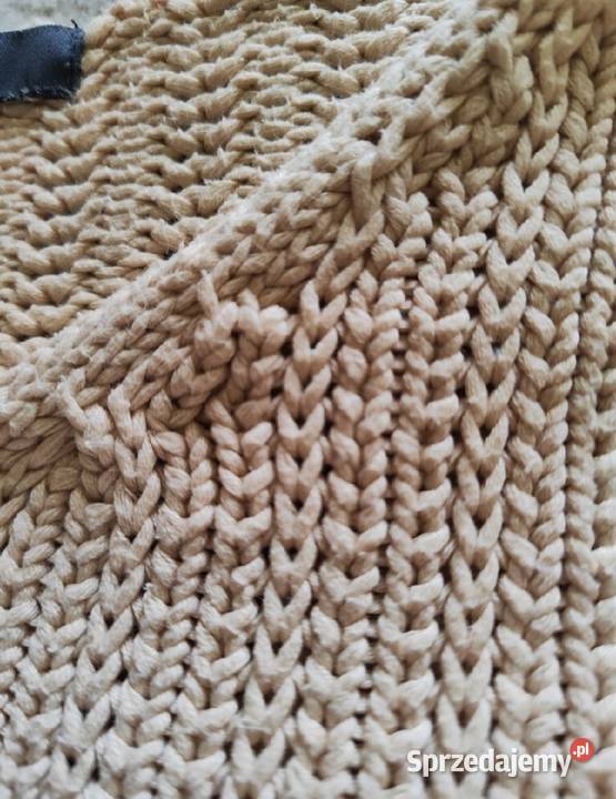 Ciepły sweterek jasny beż TCM Piaseczno sprzedam