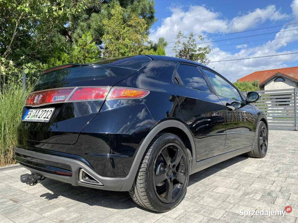 Honda Civic 18 V TEC Zadbany Bezwypadkowy manualna Samochody osobowe