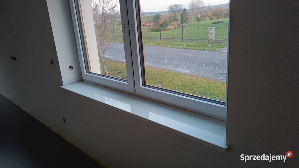 Parapety kwarcyt granit marmur i inne Budowa Poręba