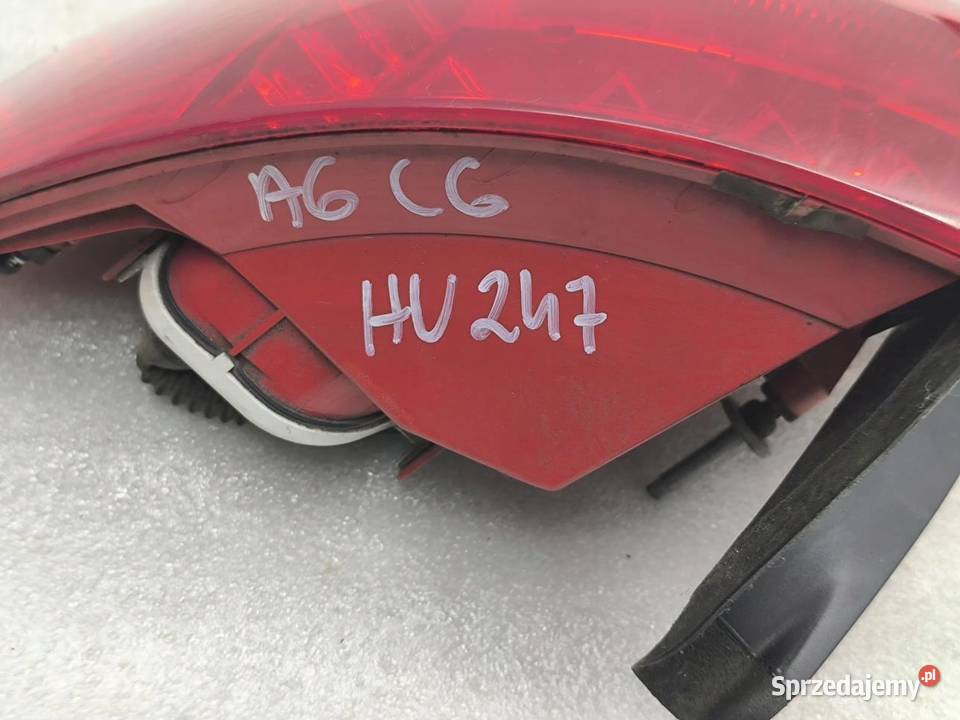 LAMPA PRAWY TYŁ LED 4F9 A6 C6 KOMBI osobowe