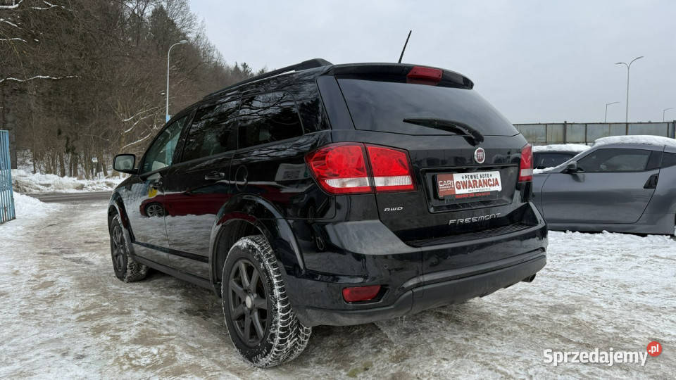 Fiat Freemont 20d 170 automat 7os Skóry Navi DVD garażowany Gdańsk