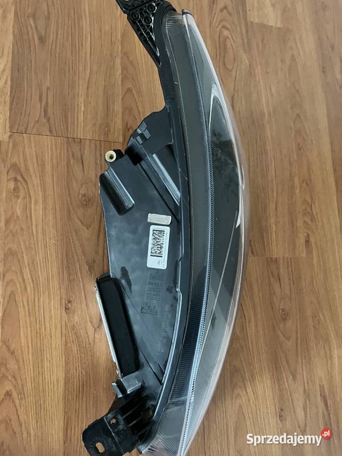 Sprzedam oryginalny reflektor LED do Ford Focus Ślesin