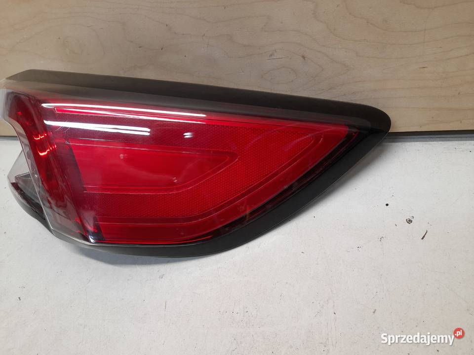 LAMPA FORD KUGA MK3 PRAWY TYŁ TYLNA LV4813404BE Motoryzacja Goleniów
