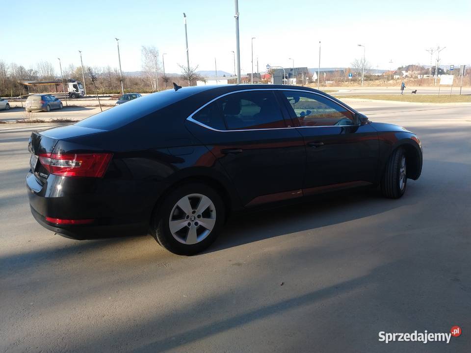 Skoda superb 3 sedan nieuszkodzony Superb Gostwica