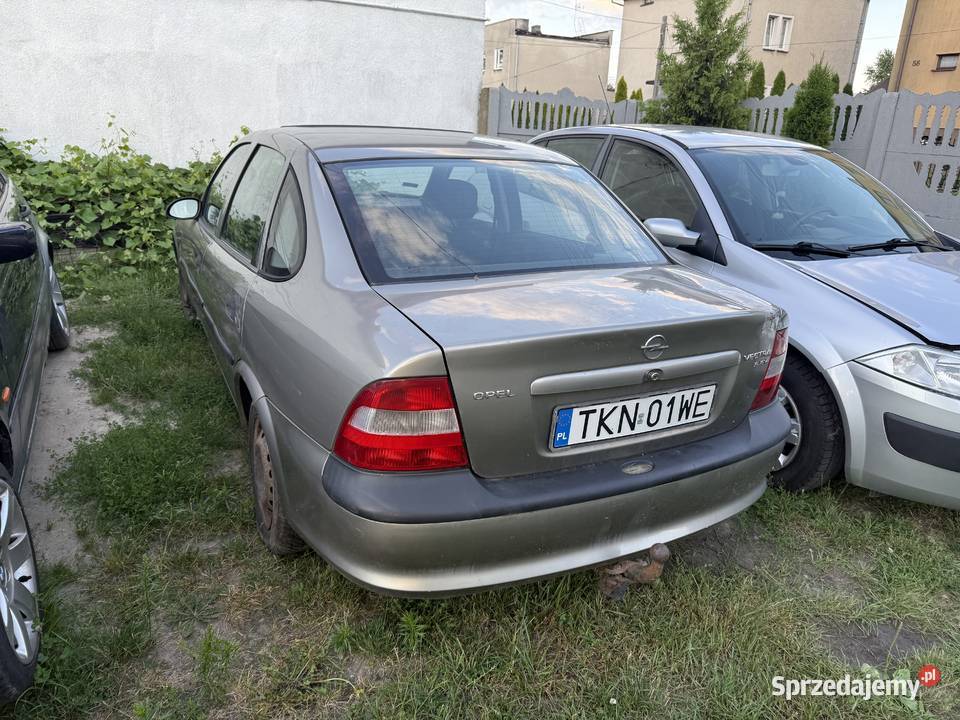 Opel Vectra B części świętokrzyskie sprzedam