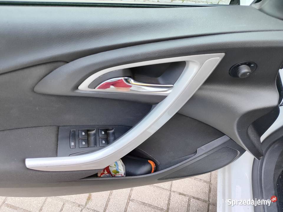 Opel Astra J 14 Turbo 140 Piotrowice Wielkie