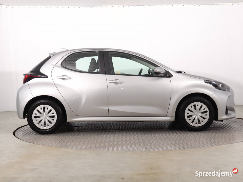 Toyota Yaris 15 VVTi Yaris Katowice