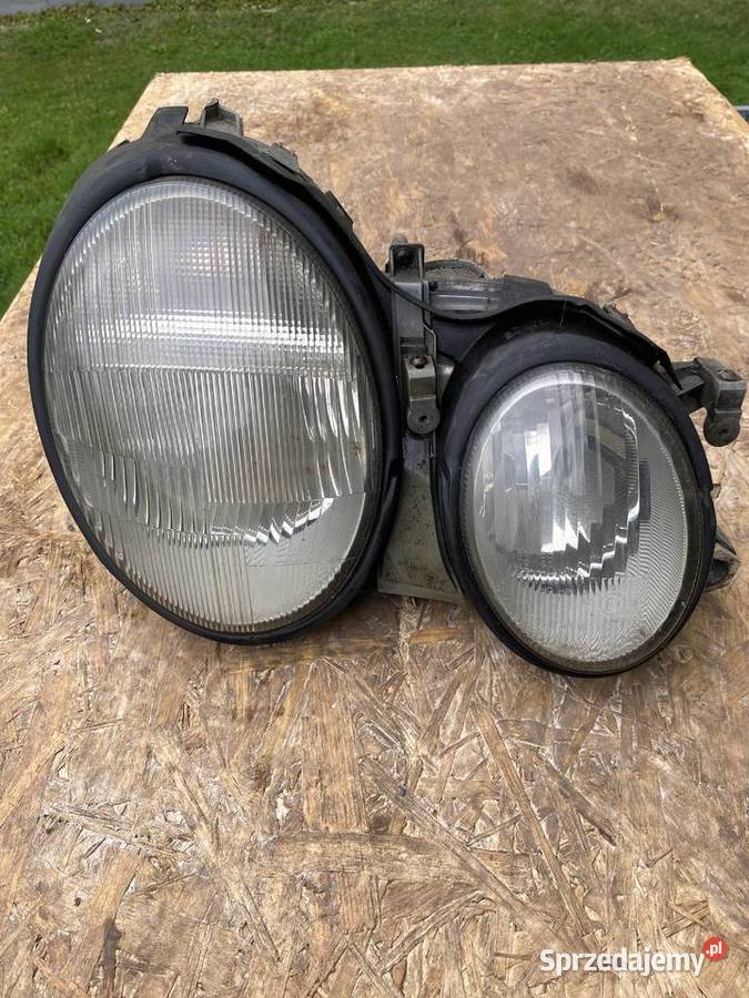 Reflektor Lampa Przód Prawa Mercedes W210