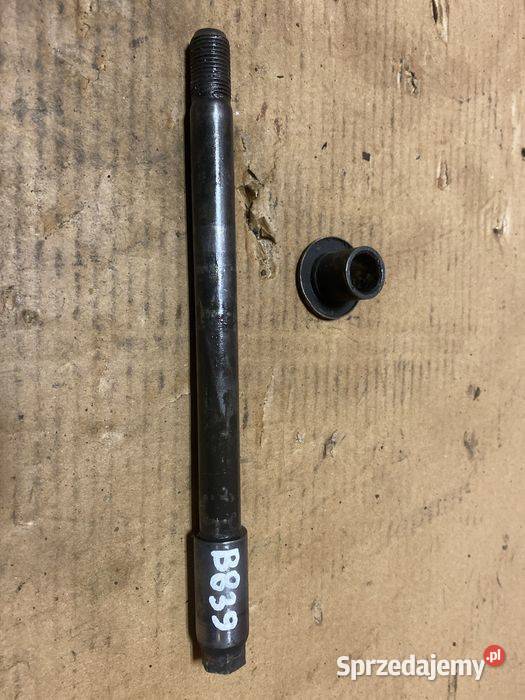 Honda CBR 600 F oś ośka koła B839 Motoryzacja Poznań