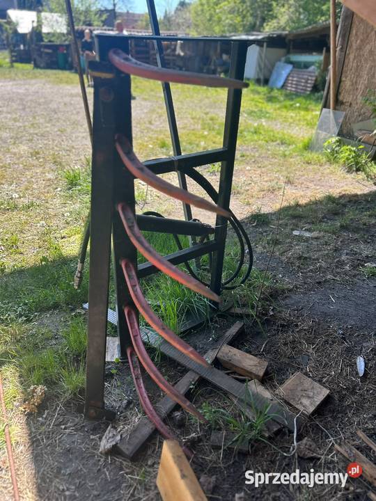 Ciągnik rolniczy Zetor 7011 z turem w komplecie Mstów