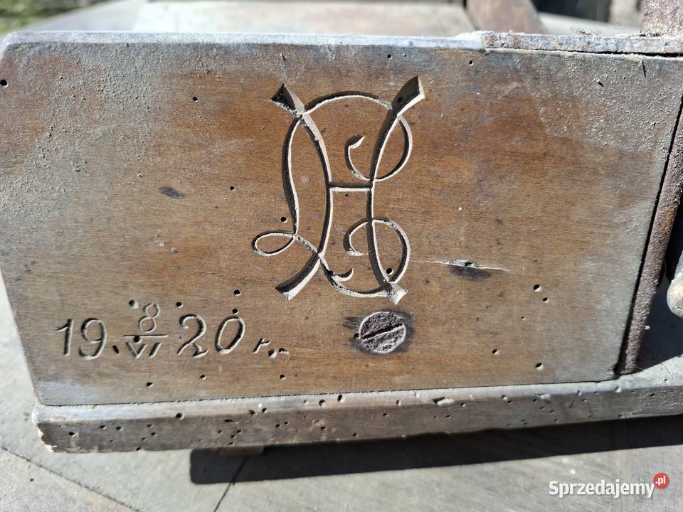 Stół plus komoda do renowacji około 1930 lubelskie Fajsławice