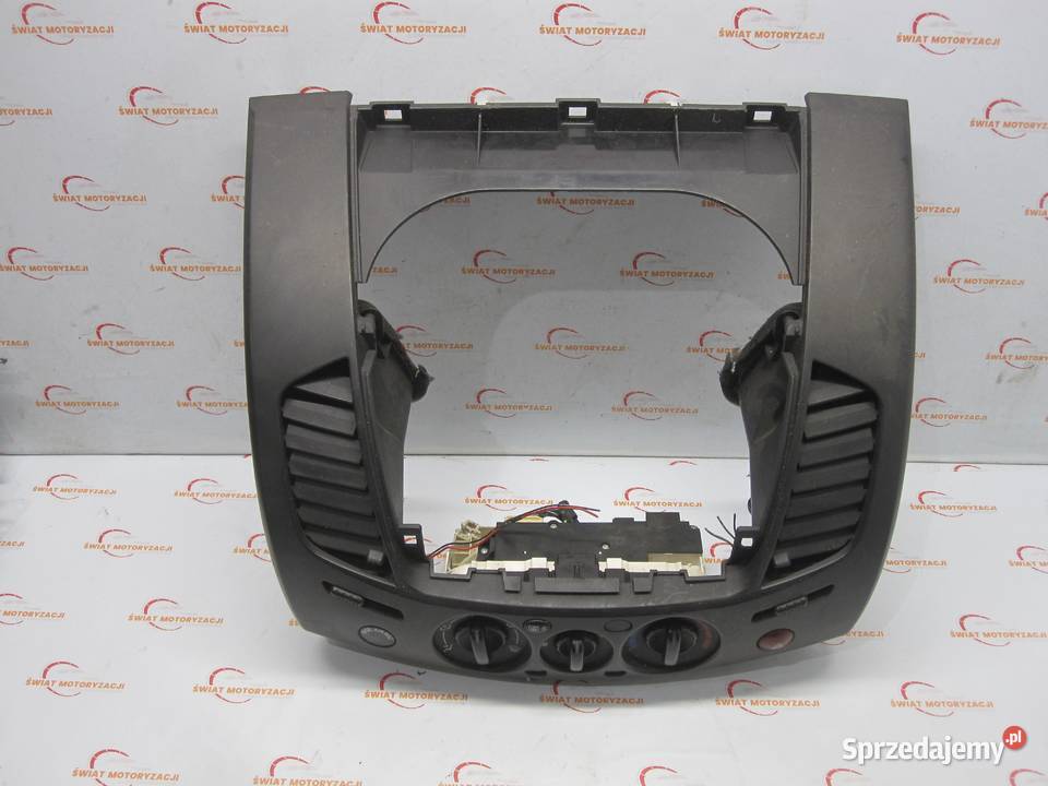 MITSUBISHI L200 07r panel klimatyzacji kratka świętokrzyskie Kielce sprzedam