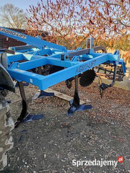 Agregat ścierniskowy AGROLIFT Chłaniów