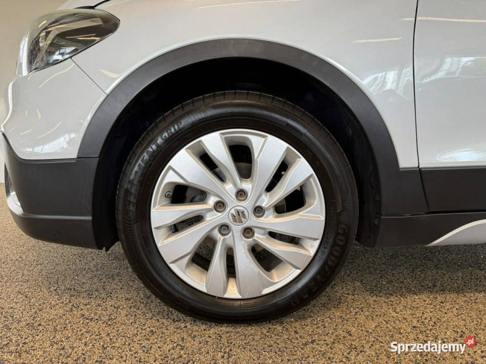 Suzuki SX4 SCross Samochody osobowe