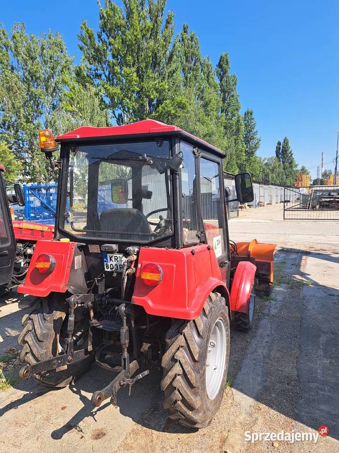 Ciągnik rolniczy BZTDIA BELARUS 3204