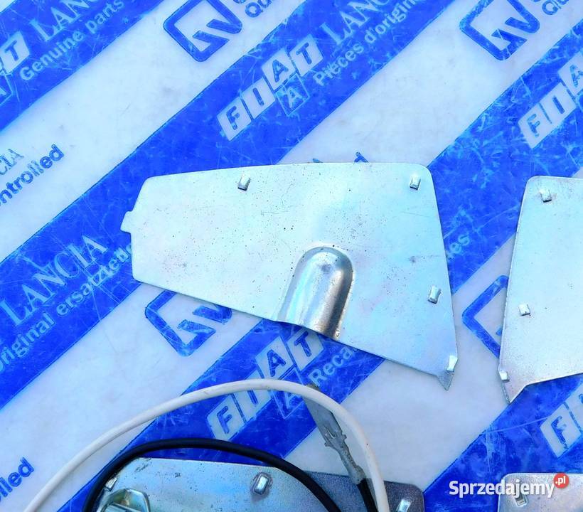 NOWE klosze tył ALTISSIMO Fiat 126p 126 P4 Red Tarnów