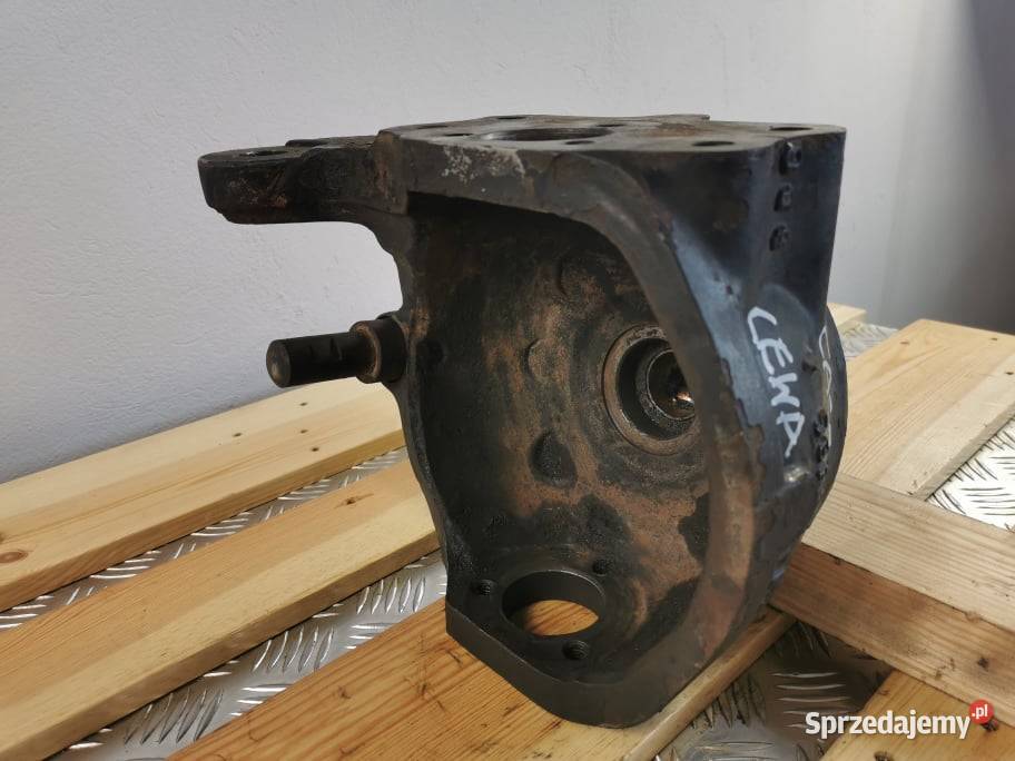 Zwrotnica lewa Case 5130 Carraro Wilkowo sprzedam