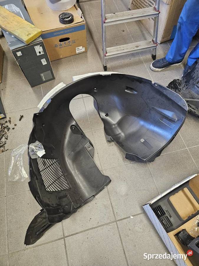 Nadkole seat Leon iii prawy przod sprzedam