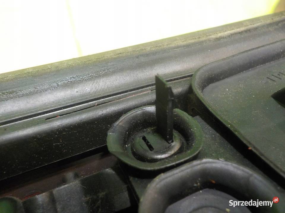 VOLVO V50 LIFT 20 D 09r blenda klapy tyl osobowe