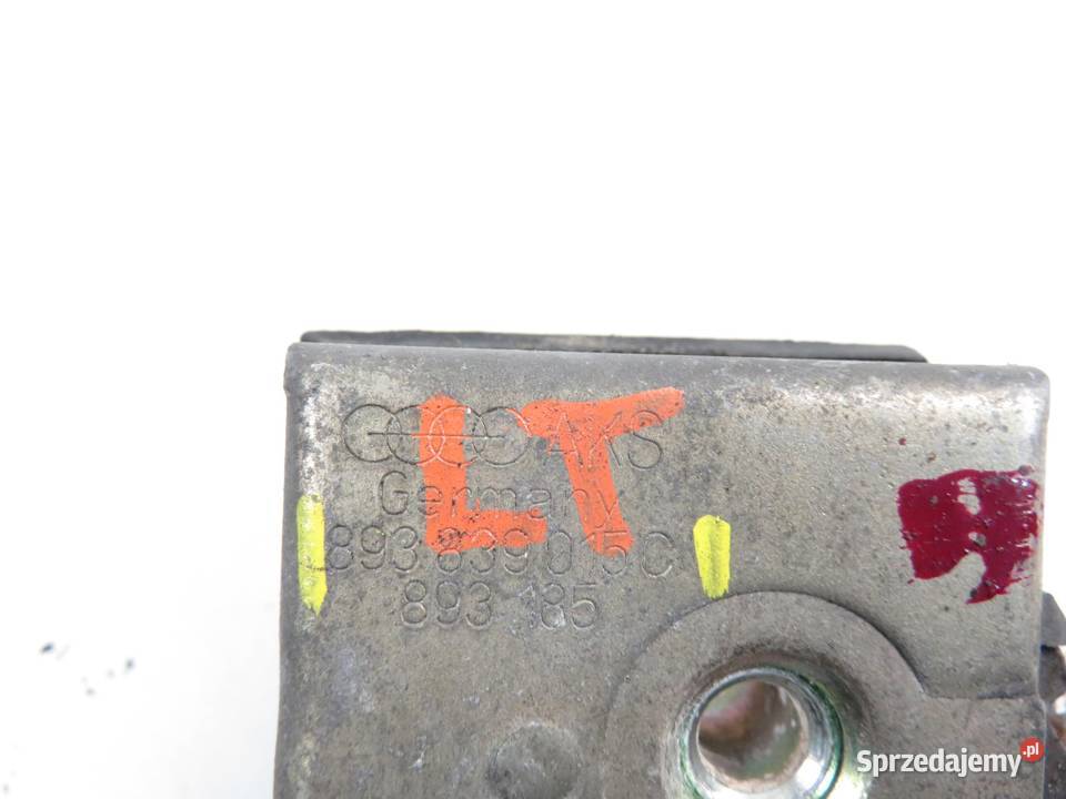 ZAMEK LEWY TYLNY AUDI 80 B4 893839015C