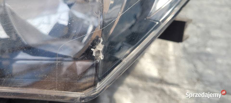 REFLEKTOR LAMPA LEWY PRZÓD TOYOTA COROLLA E16 osobowe Ruda Śląska