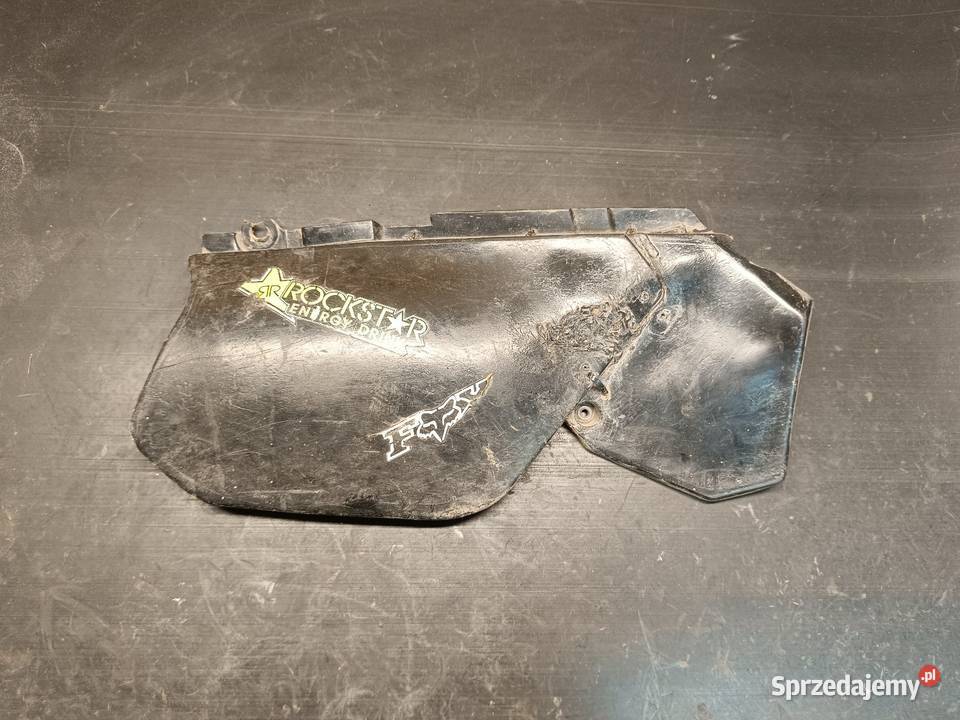 Owiewka osłona plastik boczek prawy tył części Gołaczewy