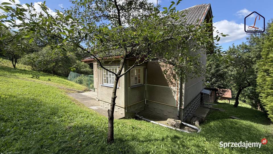 Dom do remontu do górach Beskid Sądecki 4700m2 Nawojowa