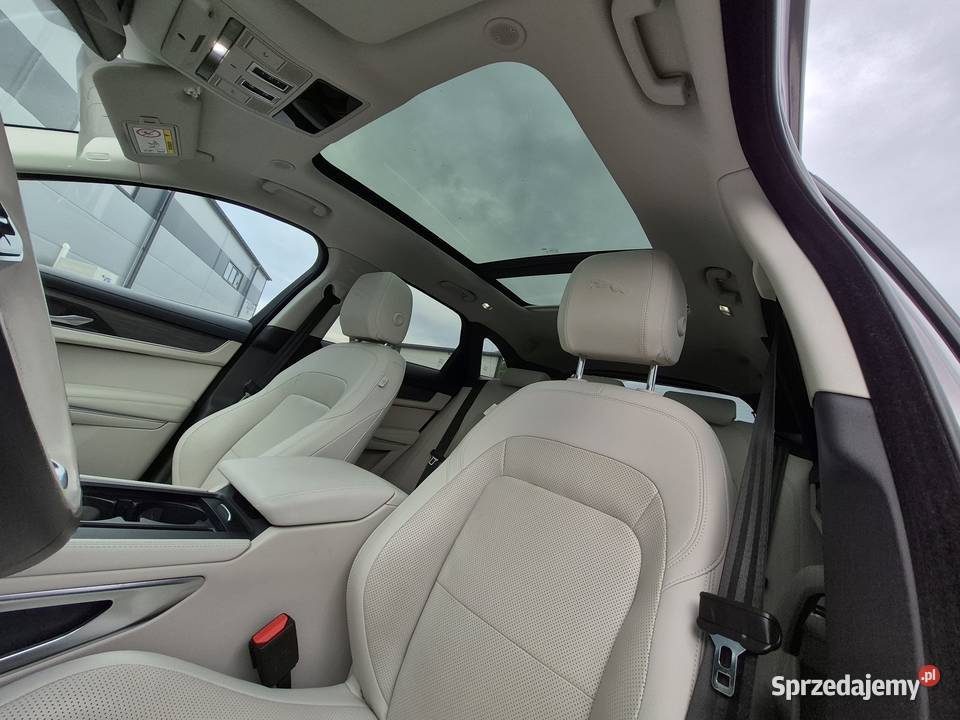 Syndyk sprzeda Jaguar FPACE FPace MY23 20D I4 Warszawa sprzedam