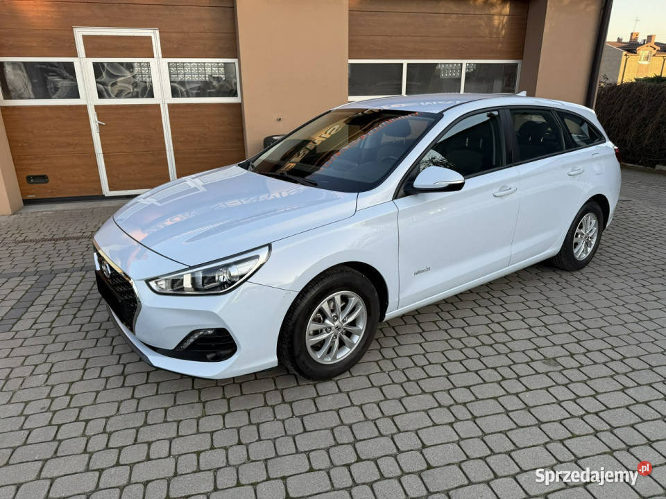 Hyundai i30 14 100 Klima Navi Kamera Koła Orzech